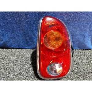 Luz Trasera Derecha Usada para Mini Hatch 980815002 - Product Image 1