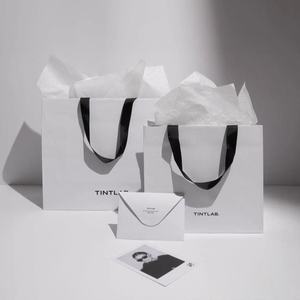 Bolsas de Papel Blancas de Lujo con Logotipo Personalizado al por Mayor, Bolsas de Regalo Resistentes para Boutique, Comercio Minorista y Compras, con Cinta - Product Image 2