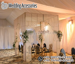 Mandap de mariage moderne de style arabe, blanc, découpé au laser, avec piliers sculptés Jali élégants, en métal pour extérieur, au Royaume-Uni - Product Image 4