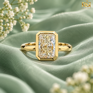Bague de fiançailles en or 9K 14K 18K avec diamant de laboratoire Radiant Bezel 2 CT |   Bague solitaire minimaliste moderne de luxe, bijoux fins - Product Image 2