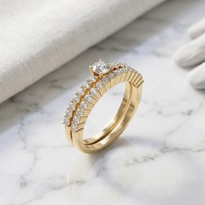 Anillo Solitario Redondo de 0.80CTW con Diamantes Cultivados en Laboratorio, Chapado en Oro de 9K, Color E, Lujoso, con Doble Hilera de Pavé - Product Image 3