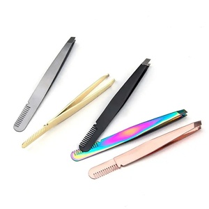 Pinzas para Cejas Ryzer Studio con Punta Puntiaguda en Oro Rosa, con Función de Peine, Diseño Moderno, Acero Inoxidable Duradero, 9 cm de Longitud - Product Image 1