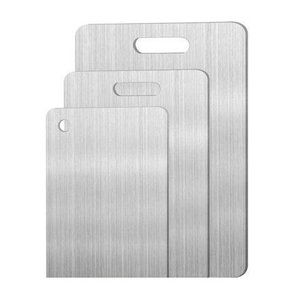 Planche à découper en acier inoxydable pur épaissi, planche à découper antibactérienne pour la cuisine, planches à découper en métal - Product Image 4