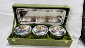 Paquete de regalo bohemio de plata y oro para Diwali - Product Image 2
