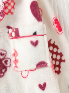 Conjunto de Pijama de Forro Polar para Mujer, Manga Larga, Estampado de Corazones, Ropa de Dormir Cálida para Invierno, Pantalones Largos, Cierre de Botones, Pijama de Franela Suave - Product Image 4