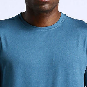 T-shirt pour homme, bleu, manches courtes, col rond, séchage rapide, coupe classique, logo tricoté sur le devant, style streetwear, couleur unie, vêtements de sport - Product Image 4