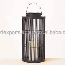 Lanterne à bougie carrée portable faite à la main avec un design moderne en métal perforé pour la décoration de la maison et l'utilisation intérieure/extérieure de Noël - Product Image 3