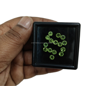 Top Grade 100% naturel rond à facettes pierre taillée calibré vert péridot pierre de naissance pierre précieuse en vrac pour la fabrication de bijoux faits à la main - Product Image 2