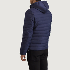 Blouson matelassé contemporain conçu pour le confort hivernal avec une isolation légère et un style moderne pour un usage quotidien - Product Image 3