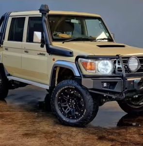 LandCruiser VD779 Usado, Motor Diésel Turbo de 4 Cilindros, Eficiencia de Rendimiento, Potencia/Torque, Cuero Oscuro, Personalizable - Product Image 2