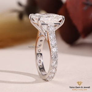 Anillo de Diamante CVD Cultivado en Laboratorio con Corte Princesa Excepcional para Día Especial, 8.00 Quilates, Color F, Claridad VVS2, Oro Sólido de 14K, Certificado IGI - Product Image 3