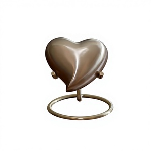 Gold <b>Keepsake</b> Heart Stand by Amazing Crafts - Product Image 1