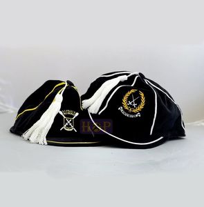 Fabricante Profesional de Gorras de Presentación con Logotipo Personalizado para Clubes de Rugby, Cricket y Fútbol, Gorras con Borlas, Gorras de Honor de Terciopelo - Product Image 6