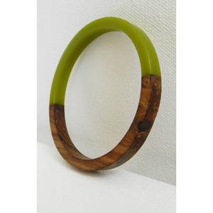 กำไลข้อมือไม้และเรซิ่นแฟชั่นร่วมสมัย ดีไซน์หรูหรา - Product Image 3