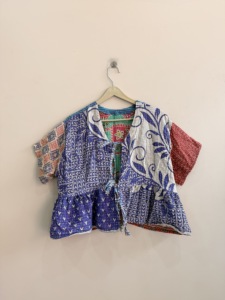 Lote al por mayor de blusas Kantha hechas a mano, estilo vintage bohemio tribal - Product Image 3
