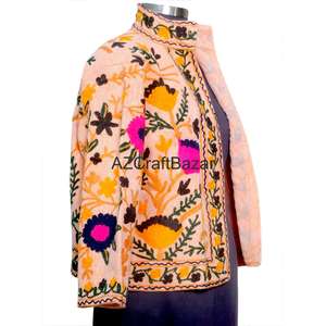 เสื้อแจ็คเก็ตบอมเบอร์คอวีผ้าฝ้ายลายดอกไม้สไตล์วินเทจสำหรับผู้หญิง ดีไซน์วาดมือ ใช้ได้หลายฤดู ระบายอากาศได้ดี แห้งเร็ว เป็นมิตรต่อสิ่งแวดล้อม พร้อมระบายผ้า - Product Image 4