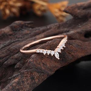 Bague en or rose plaqué diamant pour femme, style classique de mariage - Product Image 1