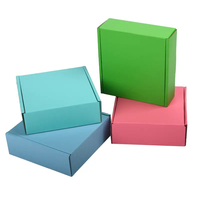 Boîte-cadeau d'impression couleur de logo personnalisé vente en gros de boîte-cadeau d'emballage de papier de vêtement boîtes en carton ondulé