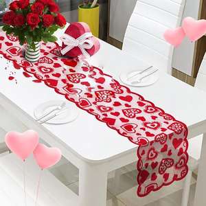 Camino de mesa para el Día de San Valentín de 13 x 72 pulgadas con diseño de encaje de corazones para decoraciones de fiestas de boda - Product Image 2