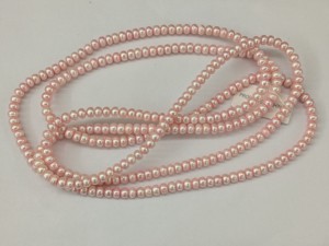 Collier de perles d'eau douce roses naturelles AAAA+ 7-7,5 mm, brin de perles de culture 64 pouces, surface lisse, bijoux fins, vente en gros - Product Image 1