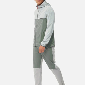 Ensemble de survêtement d'entraînement deux pièces personnalisé pour homme, coupe-vent respirant en nylon et polyester avec veste zippée - Product Image 2