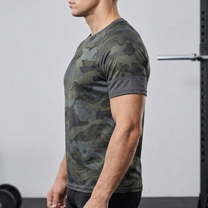 T-shirt de sport moderne pour homme à col rond et coupe confortable, idéal pour l'entraînement et le quotidien - Product Image 6