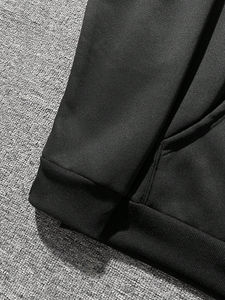 Conjunto Deportivo de Invierno 2026, Personalizado al por Mayor, Unisex, Corte Regular, Color Negro Sólido, 100% Poliéster, OEM, Lavado - Product Image 3