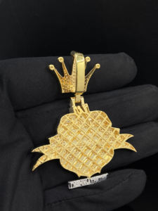 จี้เพชรประดับทองหนักแบบฮิปฮอปสำหรับผู้ชายสไตล์รอยัล - Product Image 3
