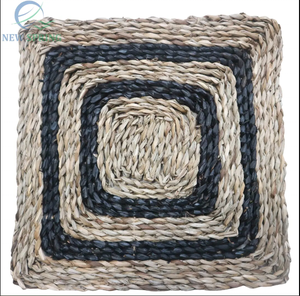 Elegant <b>Vintage</b> Round Serving Tray Natural Rattan Woven Table Mats with Stylish Design for Food Plate - Product Image 5