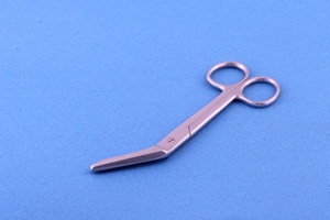 Tijeras de Episiotomía Manuales Stadler Premium Clase I, 14.5cm 22cm, Acero Inoxidable, Instrumentos Quirúrgicos de Ginecología y Obstetricia, CE ISO - Product Image 3