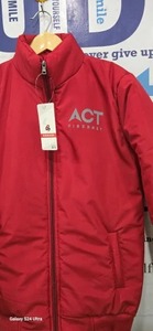 Veste d'hiver légère en duvet de qualité supérieure pour homme, idéale pour les voyages en plein air et le quotidien, disponible à la vente - Product Image 4