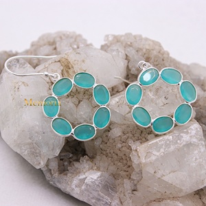 Boucles d'oreilles pendantes vintage faites à la main en argent sterling 925 avec chalcédoine aqua |   Bijoux en pierres précieuses naturelles pour femmes, cadeau pour mariage ou fête - Product Image 5