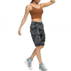 Short cargo camouflage mi-long pour femme de haute qualité, taille mi-haute, fermeture boutonnée, multi-poches, style décontracté, coupe ample - Product Image 3