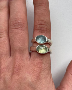 Natural Green Stone Brass Ring Oval Shape <b>Silver</b> Plated Minimalist Gemstone Ring Vintage Style Jewelry for Women - Product Image 2