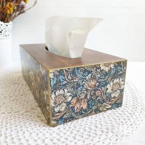 Caja de pañuelos de madera con diseño floral, Almacenamiento de pañuelos, Portapañuelos rectangular hecho a mano, Caja decorativa con recortes para servilletas - Product Image 4