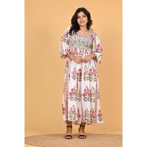 Robe longue maxi en coton à fleurs bohèmes pour femmes, robe de soirée d'été faite à la main en Inde - Product Image 1