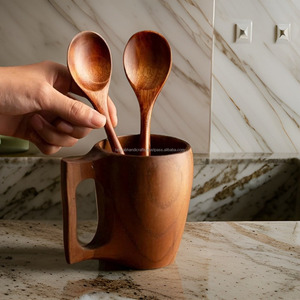 Nouvelles cuillères en bois pour débutants: un guide étape par étape pour commencer à cuisiner - Product Image 1