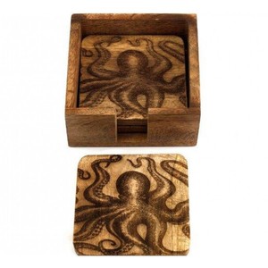 Posavasos de Madera de Mango con Diseño de Pulpo Grabado, Hechos a Mano en Moradabad, Venta al Por Mayor - Product Image 1