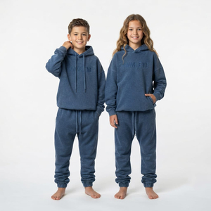 Conjunto de Sudadera con Capucha y Pantalones Jogger Oversize de Algodón con Hombros Caídos y Lavado Ácido para Niños, Colores de Moda - Fabricante de Ropa - Product Image 2