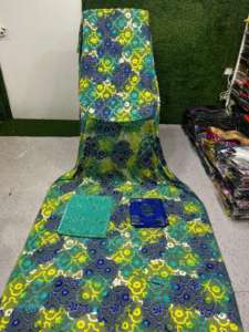 Ensemble Dirac Somalien Maqbal Imprimé en Velours Jacquard 100% Polyester, Robe pour Filles Anti-rétrécissement Taille Moyenne - Vente Chaude - Product Image 2