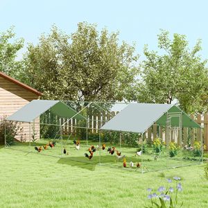 Recinto per Polli in Metallo Impermeabile 9.8FT X 26.2FT X 6.4FT con Porta per l'Alimentazione e Mangiatoia Sospesa per 24-30 Polli - Product Image 2