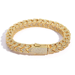 Bracelet de luxe en moissanite pavée, maillons flèche, or et argent, style hip-hop, chaîne de poignet audacieuse et brillante - Product Image 2