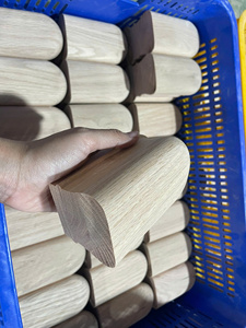 Conector de Pasamanos de Roble Rojo, Piezas de Escalera Mecanizadas por CNC, Modelo 7009, Duradero, Ecológico, Fácil Instalación para Escaleras Modernas - Product Image 3