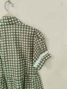 ชุดเดรสผ้าฝ้ายลายตารางสีเขียวสำหรับผู้หญิง แฮนด์เมด แขนสั้น คอปก ชุดมินิเดรสฤดูร้อน สไตล์โบโฮ เสื้อเชิ้ตทูนิคลำลอง - Product Image 5