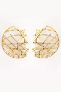 Boucles d'oreilles clous en perles plaquées or, classiques et élégantes pour femmes, boucles d'oreilles clous plaquées or personnalisées - Product Image 3