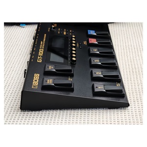 TOUT NEUF JELO Boss GT-100 Pédale multi-effets pour guitare Instruments de musique et accessoires - Product Image 1