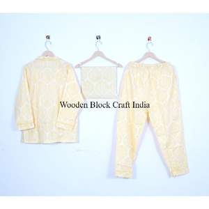 Nuevo Conjunto de Pijama de 3 Piezas de Algodón Floral Tejido para Mujer, Estilo Veraniego, Unisex, Transpirable, de Secado Rápido, Cintura Elástica, Mangas Largas - Product Image 3