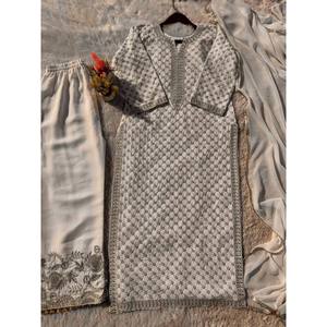 Salwar Kameez en coton de créateur pour les fêtes, composé d'un haut, d'un bas et d'un dupatta - Product Image 1