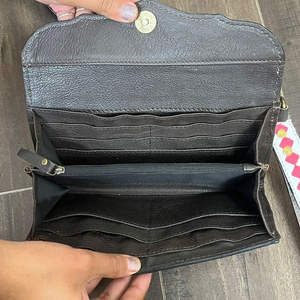 Cartera de mano de cuero genuino con patrón a cuadros y diseño floral repujado, hecha a mano, estilo vintage 2026, para mujer, estilo occidental - Product Image 6