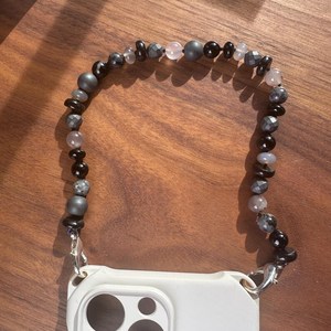 Cuentas de Obsidiana con Estilo Estético Tierra de Medianoche, Amuleto de Cristal Ahumado, Joyería Neutra Oscura, Correa Luminosa de Obsidiana, Estilo con Cuentas de Moonrock - Product Image 1